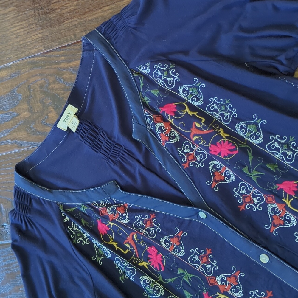 ANTHRO I Boho Navy Blue Plein Air Floral Embroidered Shirt Dress by Tiny, S - Picture 10 of 16